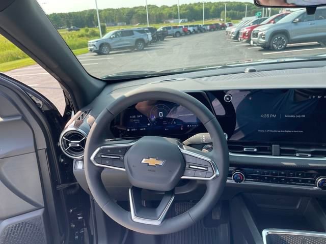 2026 Chevrolet Equinox LT photo 12