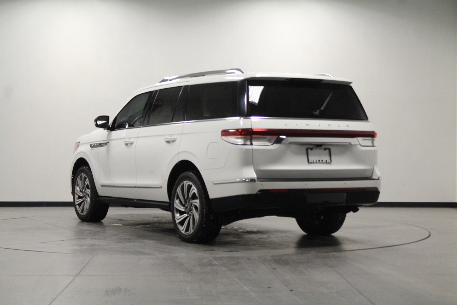 2022 Lincoln Navigator Reserve photo 3