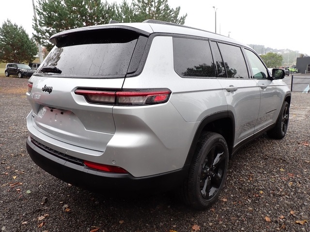 2025 Jeep Grand Cherokee Altitude X photo 3