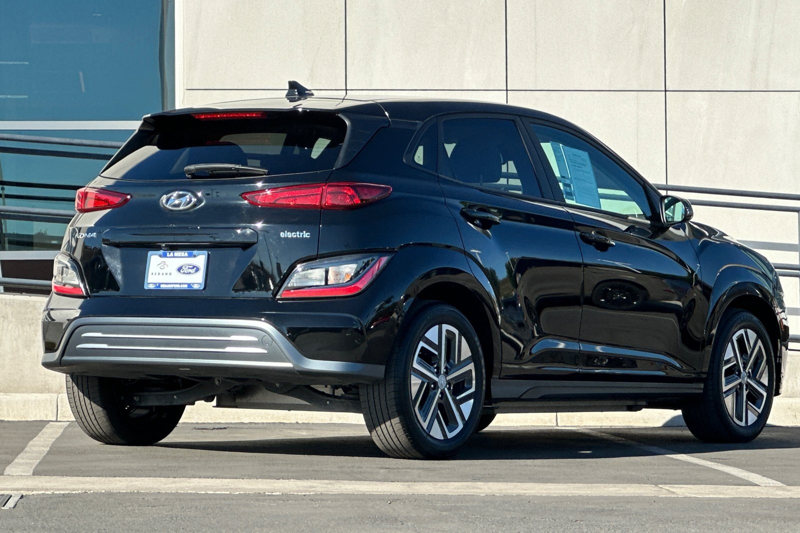 2023 Hyundai Kona Electric SEL photo 3