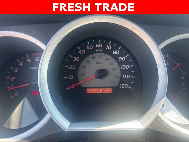 2010 Toyota Tacoma photo 3