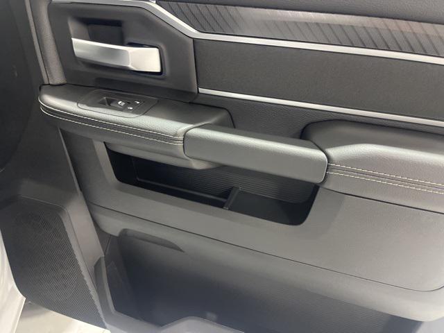 2025 Ram 2500 Big Horn photo 17