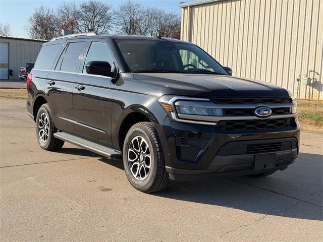 2024 Ford Expedition XLT's photo