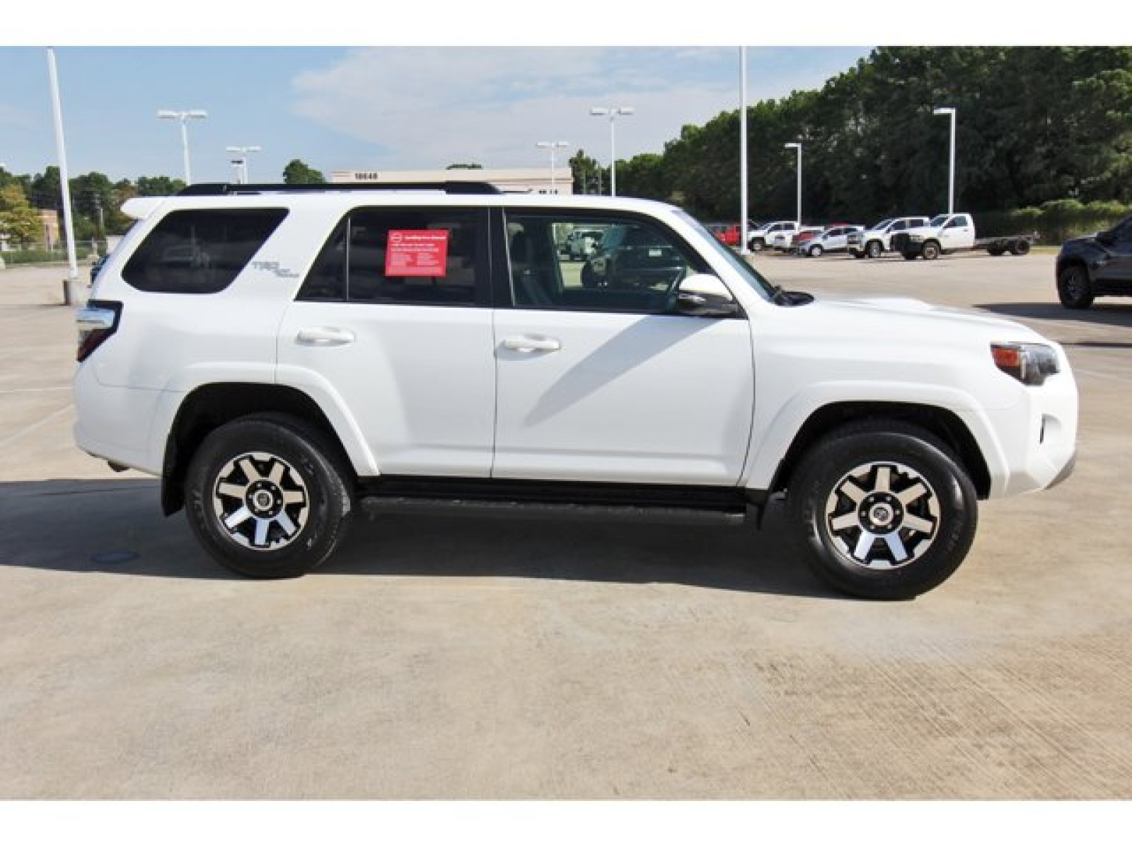2024 Toyota 4Runner TRD Off Road Premium - 6