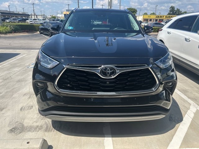2021 Toyota Highlander Platinum photo 4