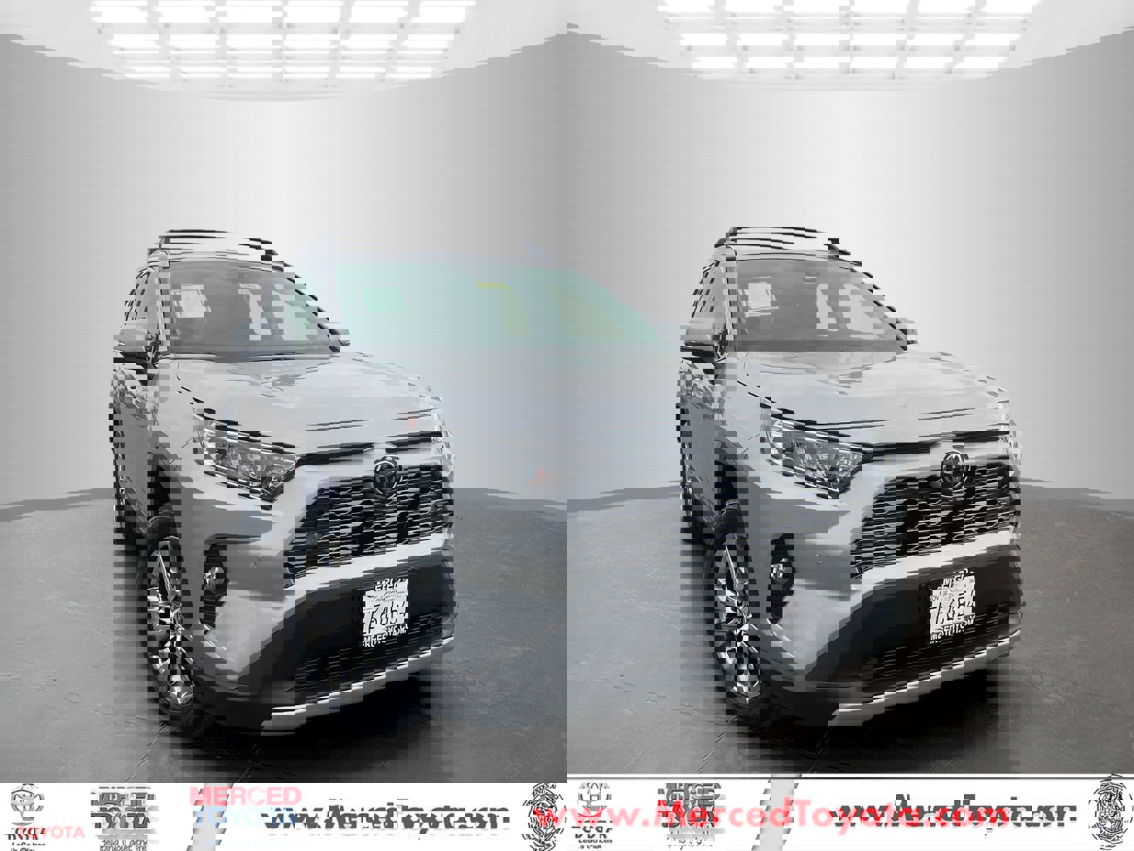2020 Toyota RAV4 Limited's photo