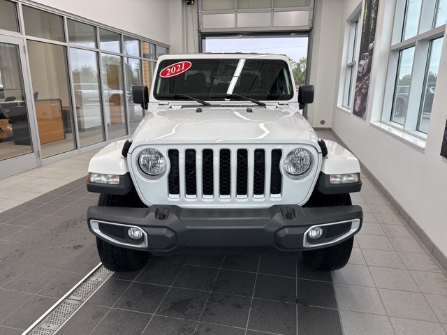 2021 Jeep Gladiator Overland photo 2