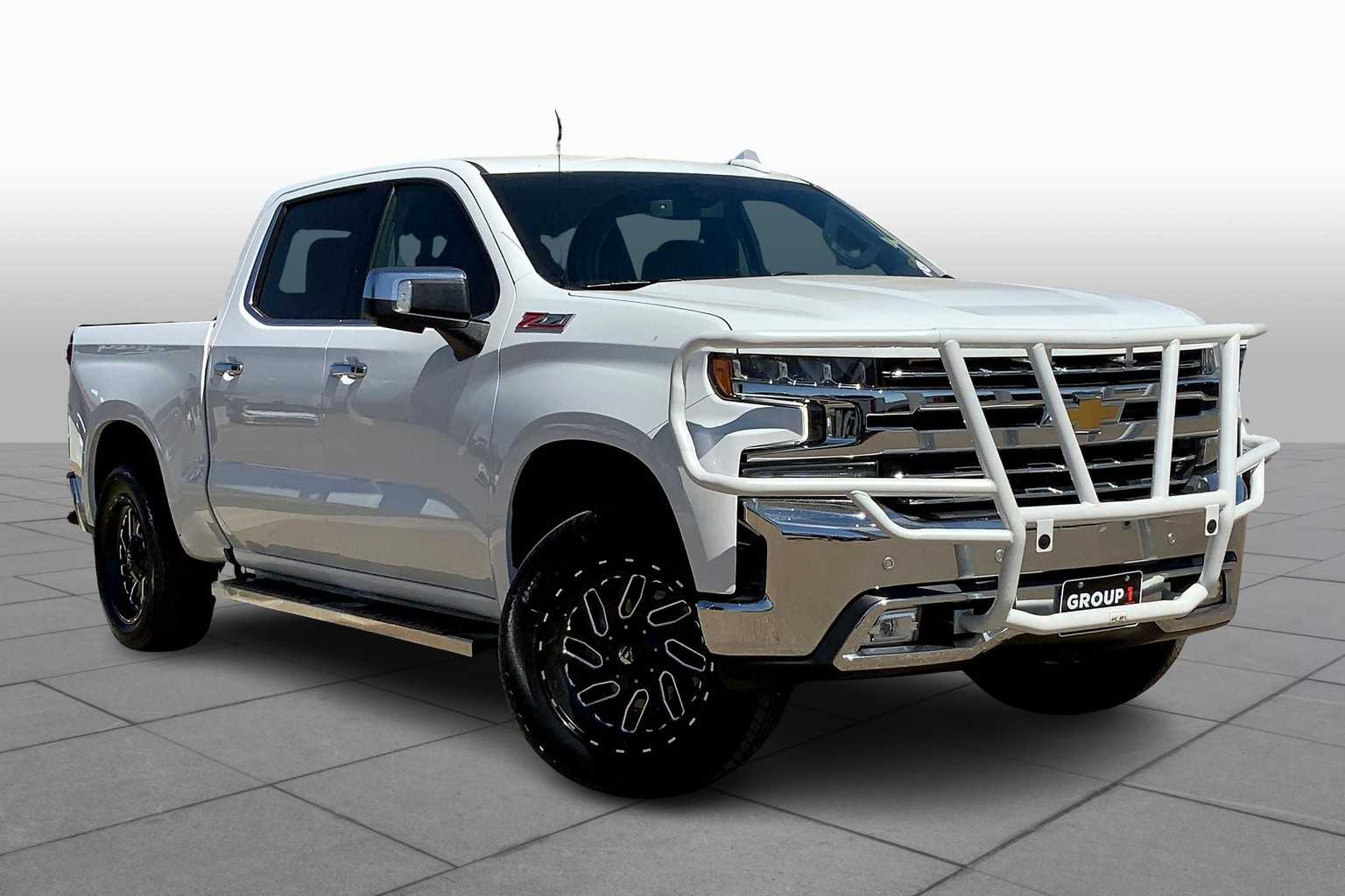 2021 Chevrolet Silverado 1500 LTZ photo 2