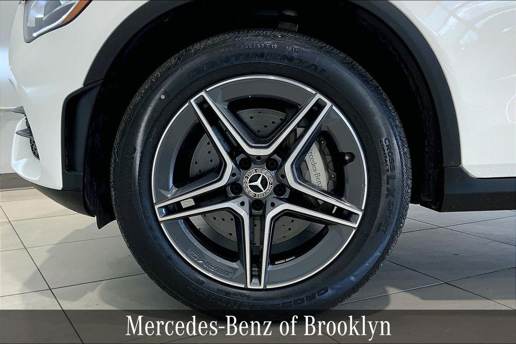 2020 Mercedes Benz GLC 300 4MATIC photo 9