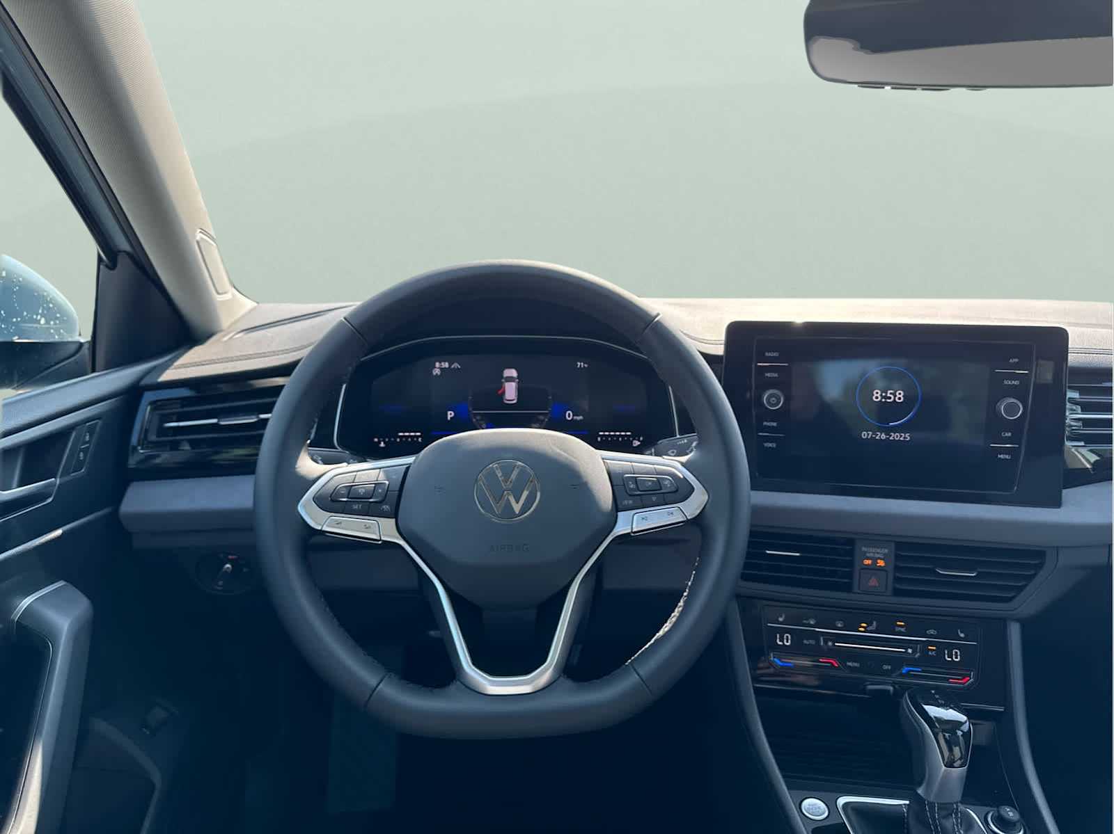 2025 Volkswagen Jetta SE photo 14