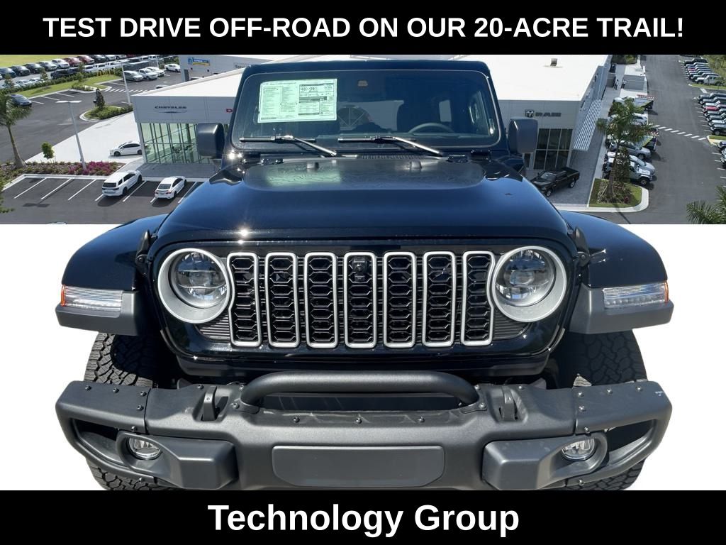 2025 Jeep Wrangler Sahara 4xe photo 8