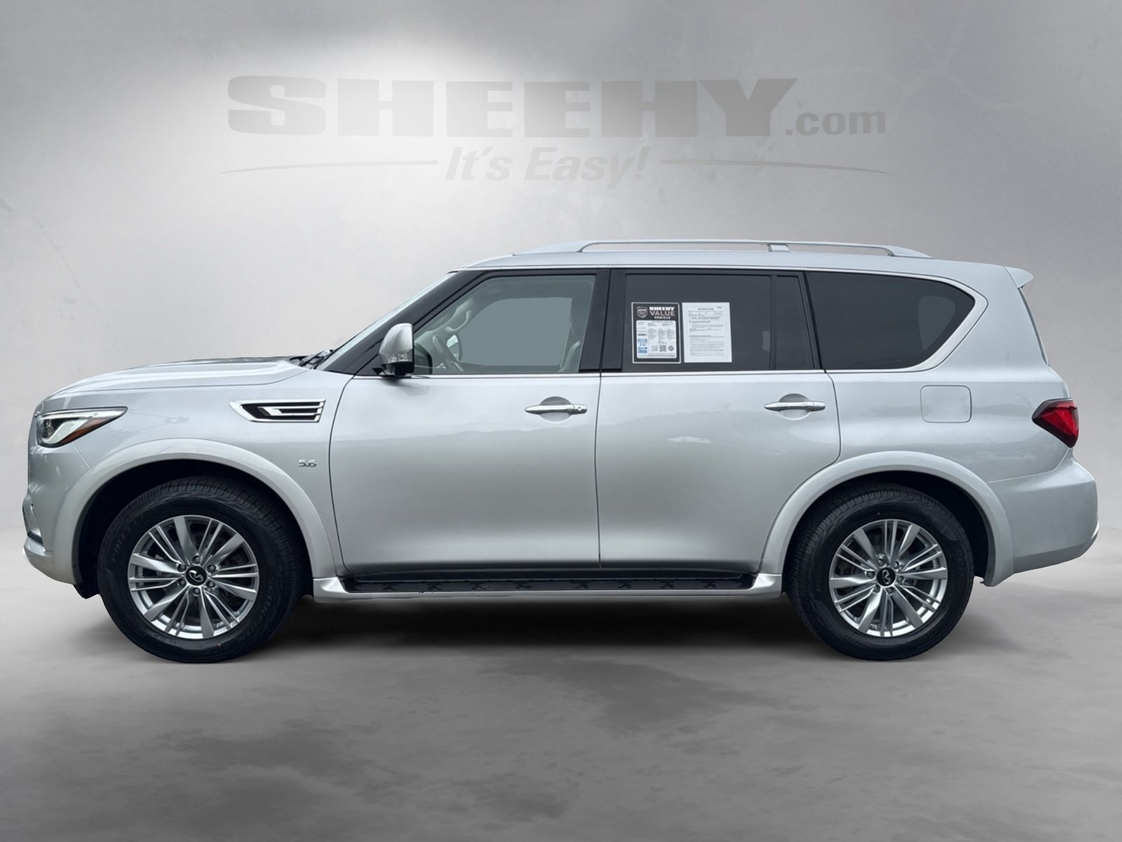 2019 Infiniti QX80 Luxe photo 14