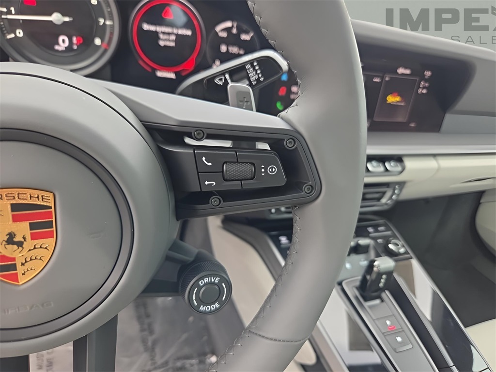 2024 Porsche 911 S photo 14