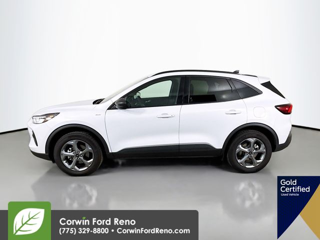 2025 Ford Escape ST-Line photo 4