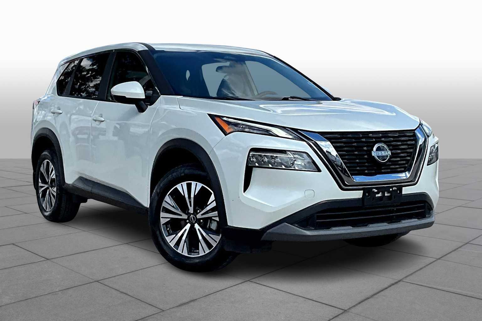 2023 Nissan Rogue SV photo 2