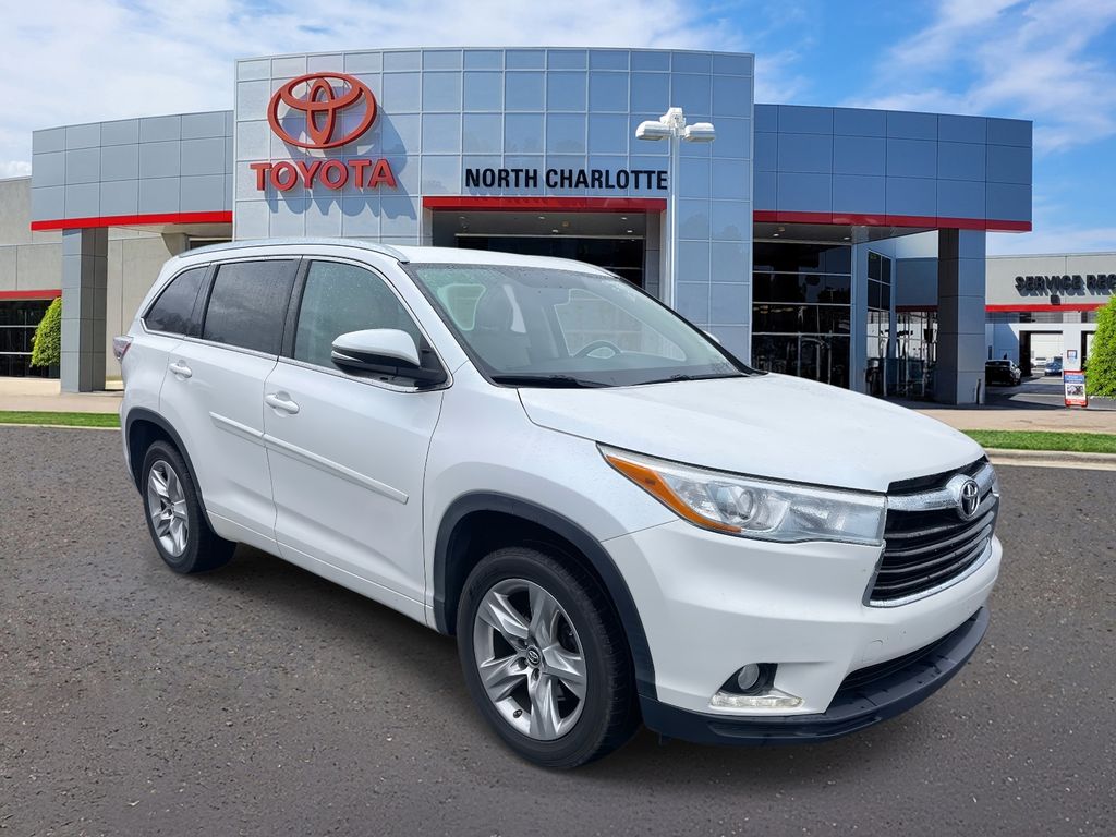 2016 Toyota Highlander Limited's photo