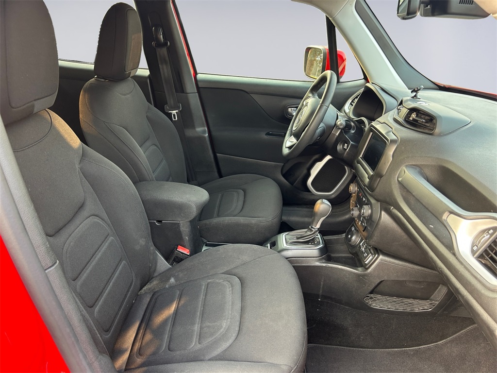 2018 Jeep Renegade Latitude North Edition photo 17