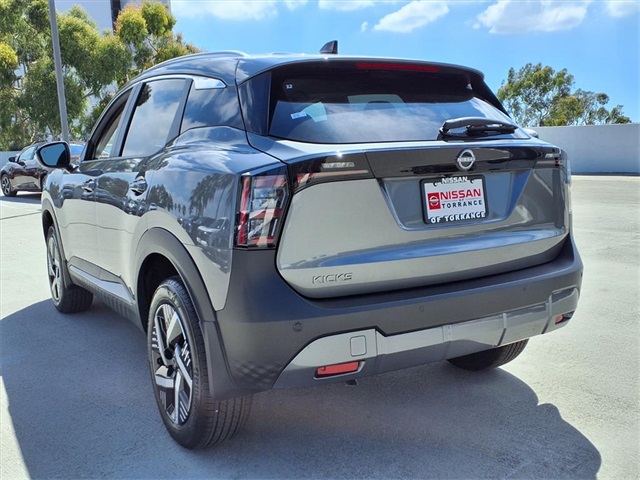 2026 Nissan Kicks SV photo 10