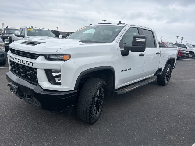 2020 Chevrolet Silverado 2500HD Custom photo 3