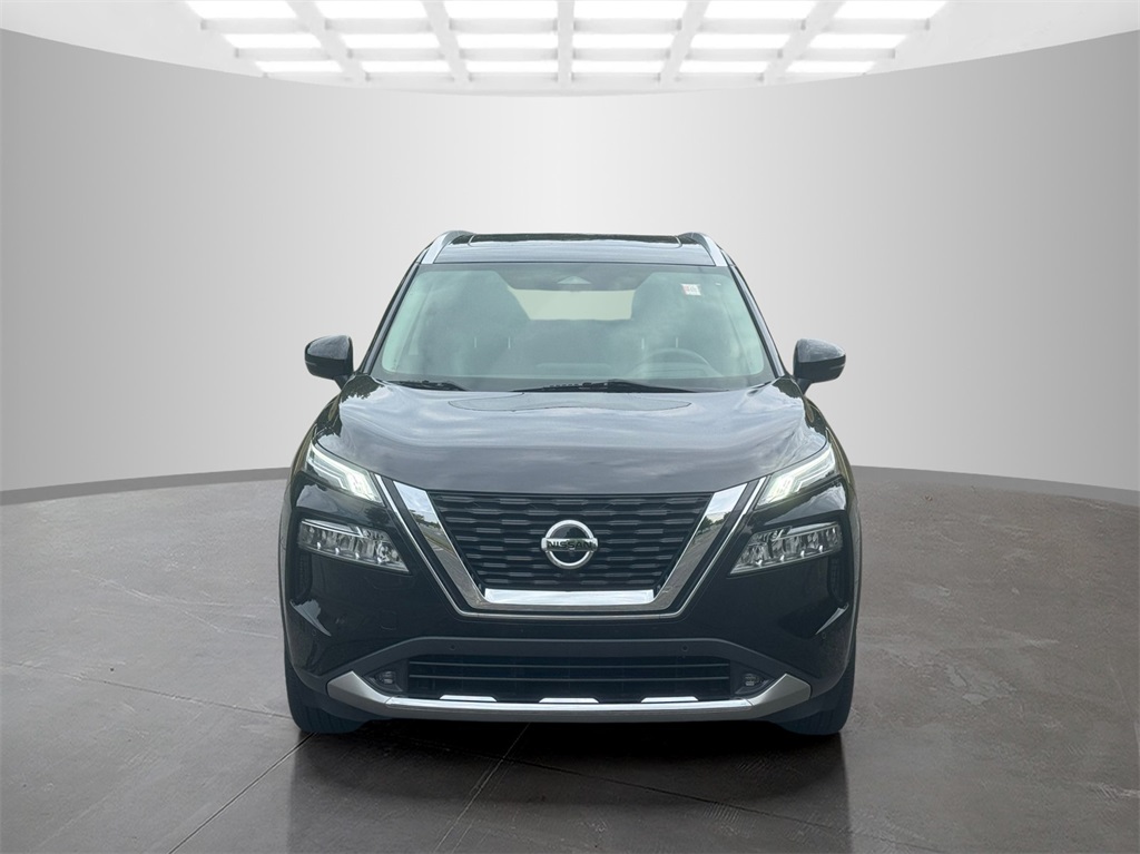 2021 Nissan Rogue Platinum photo 2