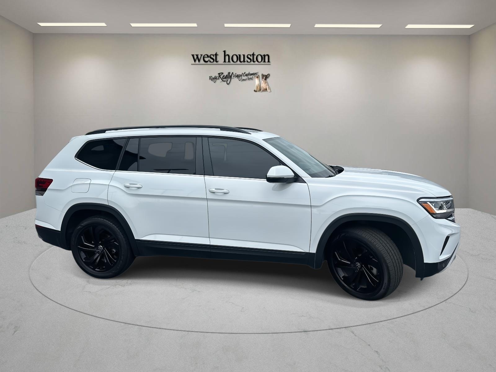 2022 Volkswagen Atlas V6 SE Technology photo 3