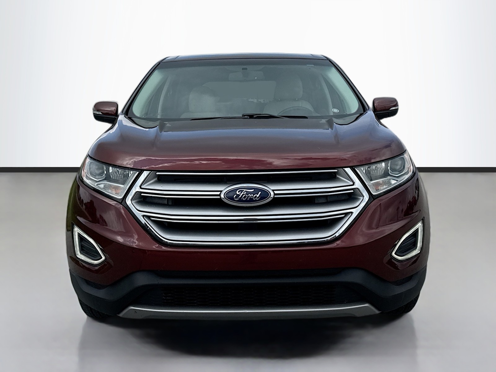 2015 Ford Edge Titanium photo 2