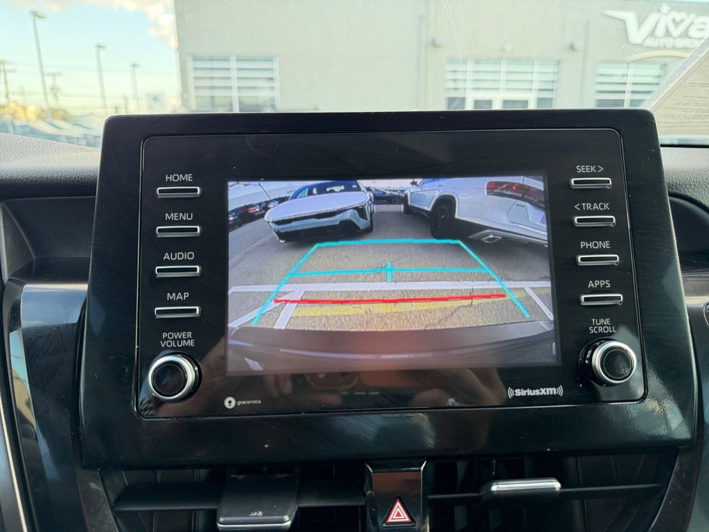 2024 Toyota Camry SE photo 17