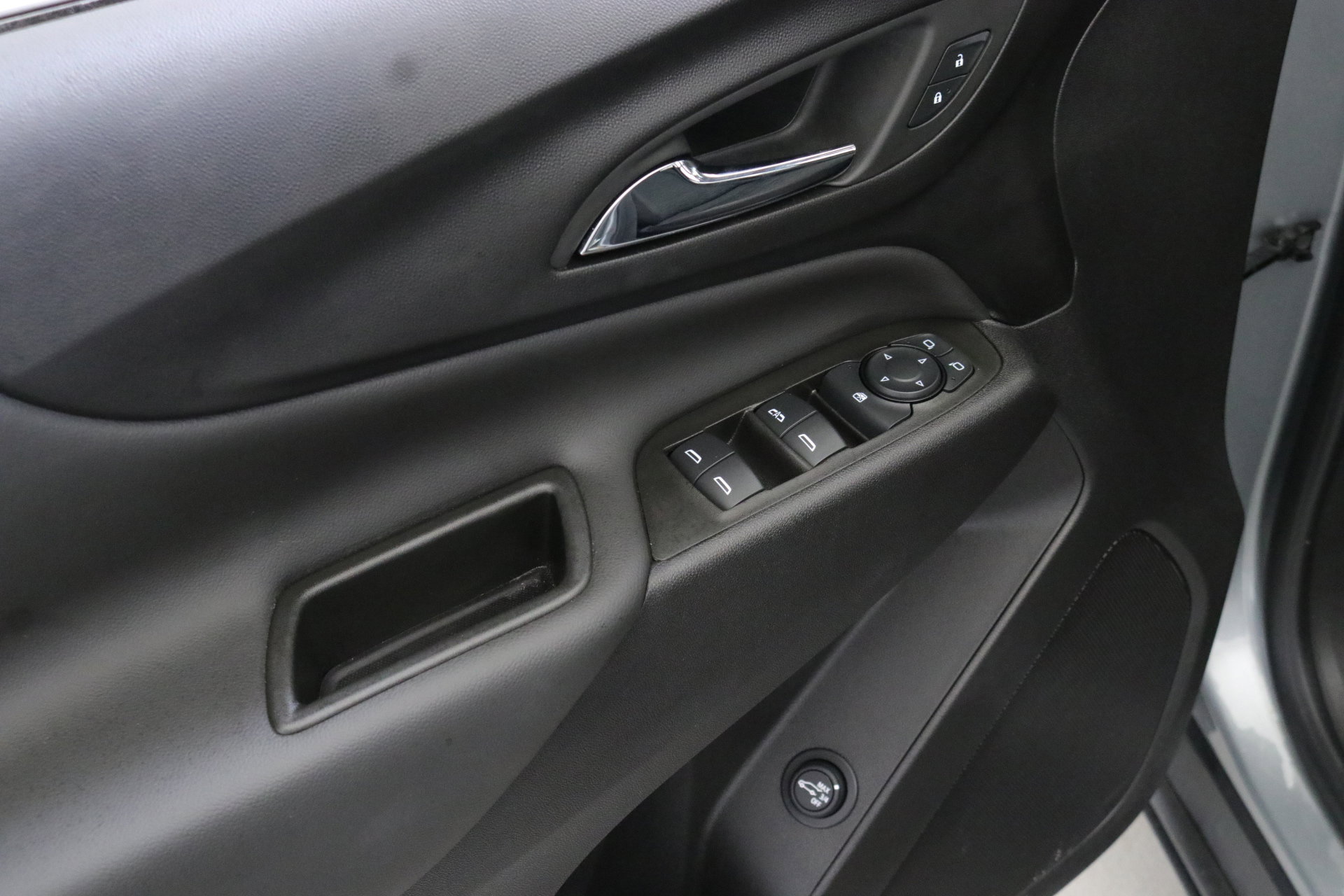 2024 Chevrolet Equinox LT photo 20