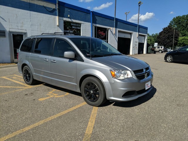 2016 Dodge Grand Caravan SXT's photo