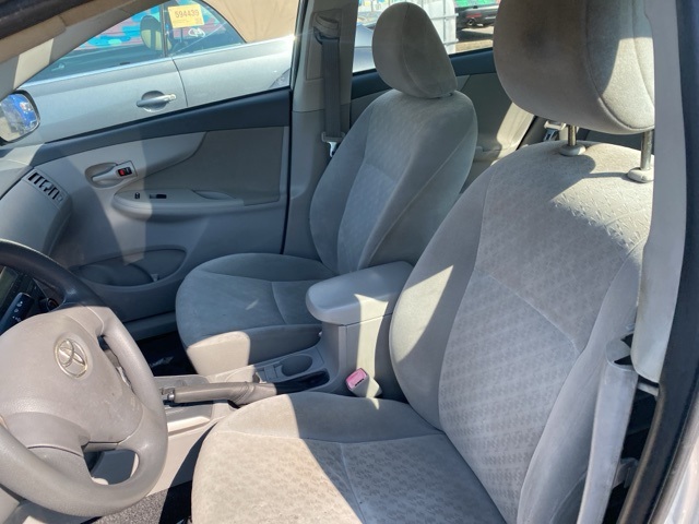 2009 Toyota Corolla Base photo 8