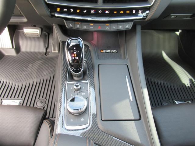 2026 Cadillac CT5 V photo 17