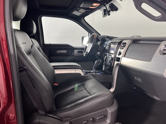 2013 Ford F-150 Platinum photo 22