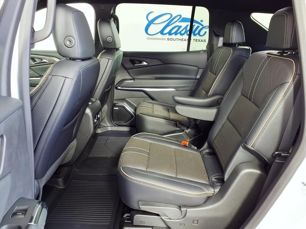 2026 Chevrolet Traverse High Country photo 19
