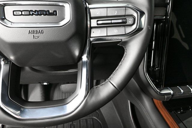 2026 Gmc Yukon XL Denali photo 10