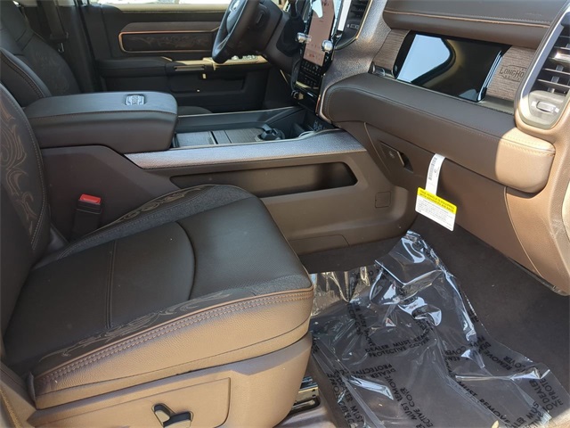 2025 Ram 3500 Limited Longhorn photo 25
