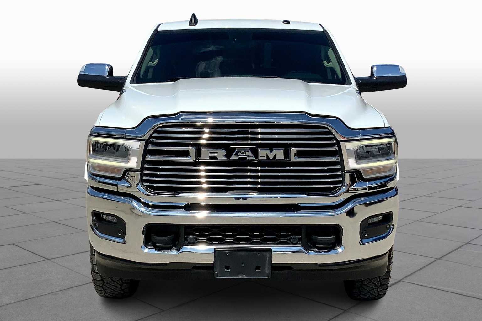 2022 Ram 2500 Laramie photo 3