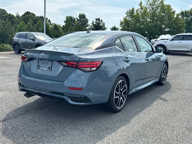 2025 Nissan Sentra SR photo 4