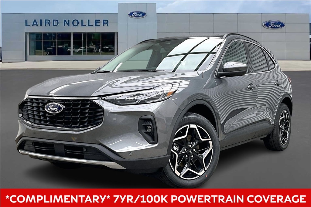 2026 Ford Escape Platinum's photo