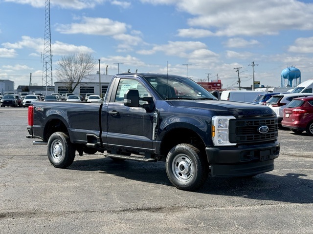 2025 Ford F-250 photo 2