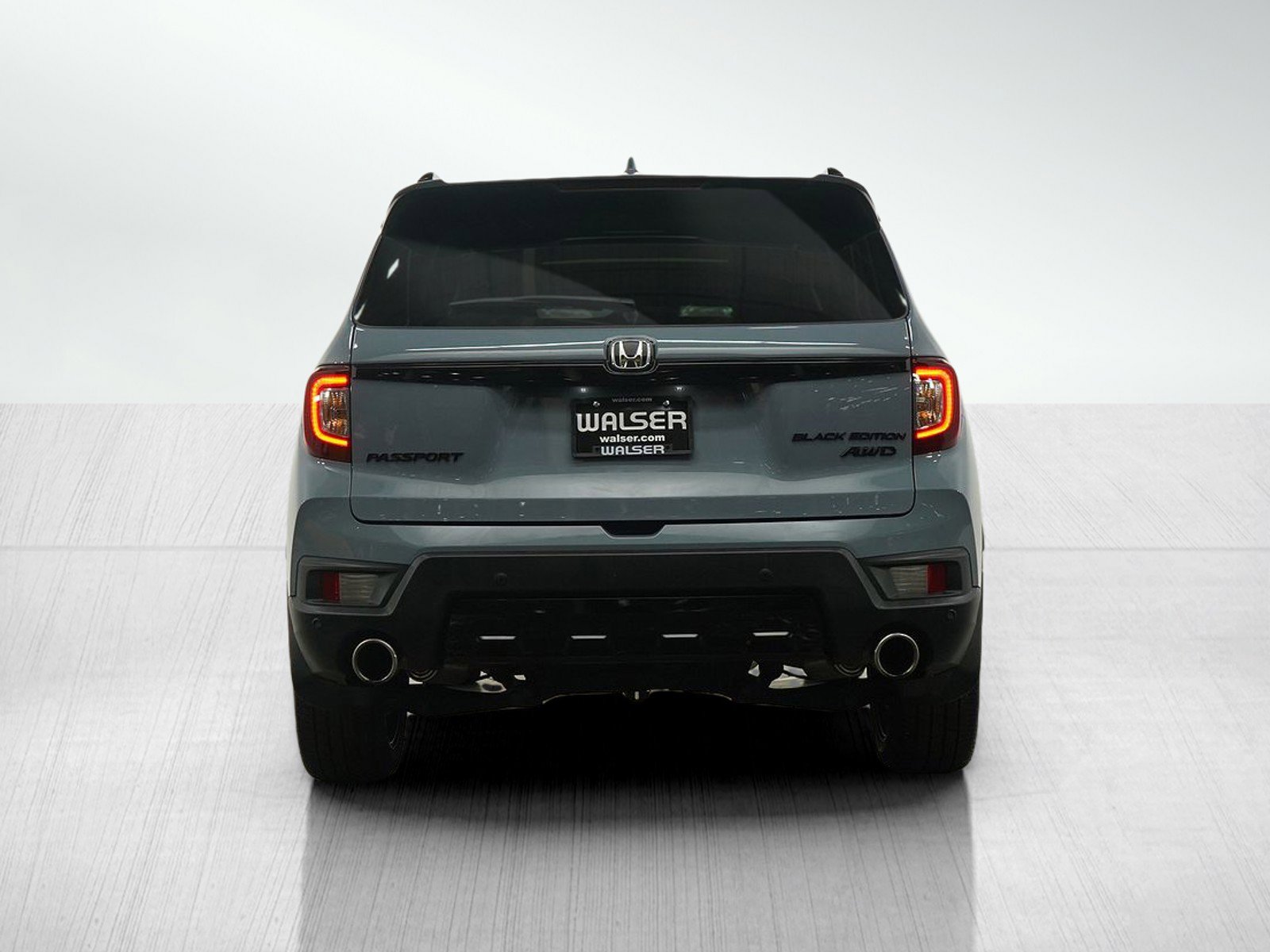 2024 Honda Passport Sport Black Edition photo 4
