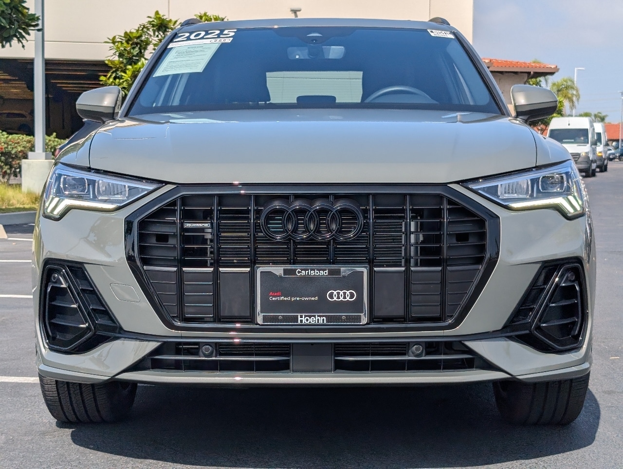 2025 Audi Q3 S line Premium photo 2