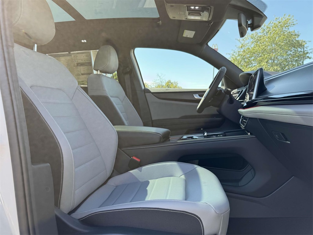 2026 Volkswagen Atlas Cross Sport SEL R-Line photo 14