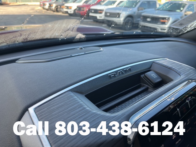 2024 Ram 3500 Laramie photo 24