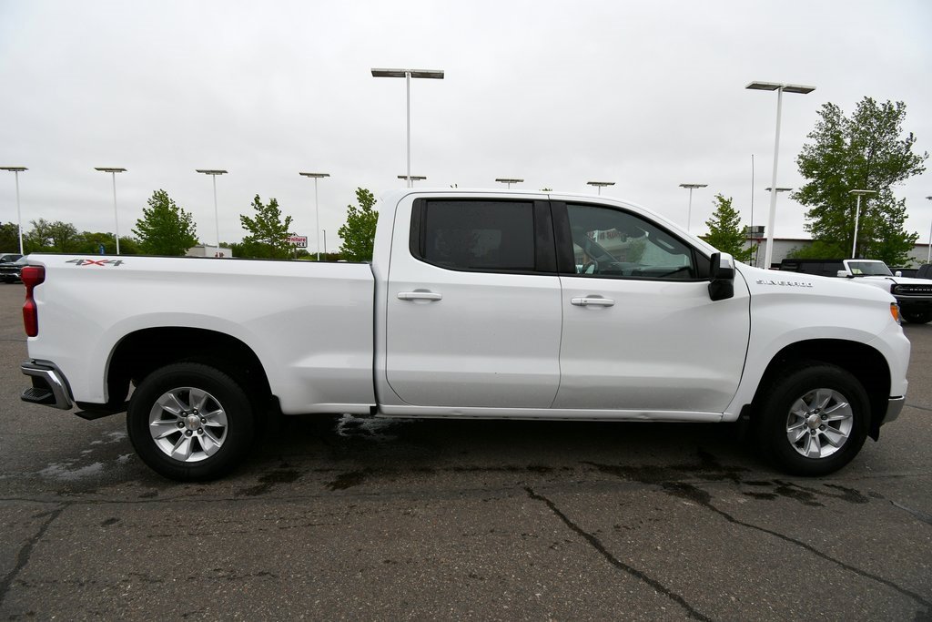 2023 Chevrolet Silverado 1500 LT photo 8