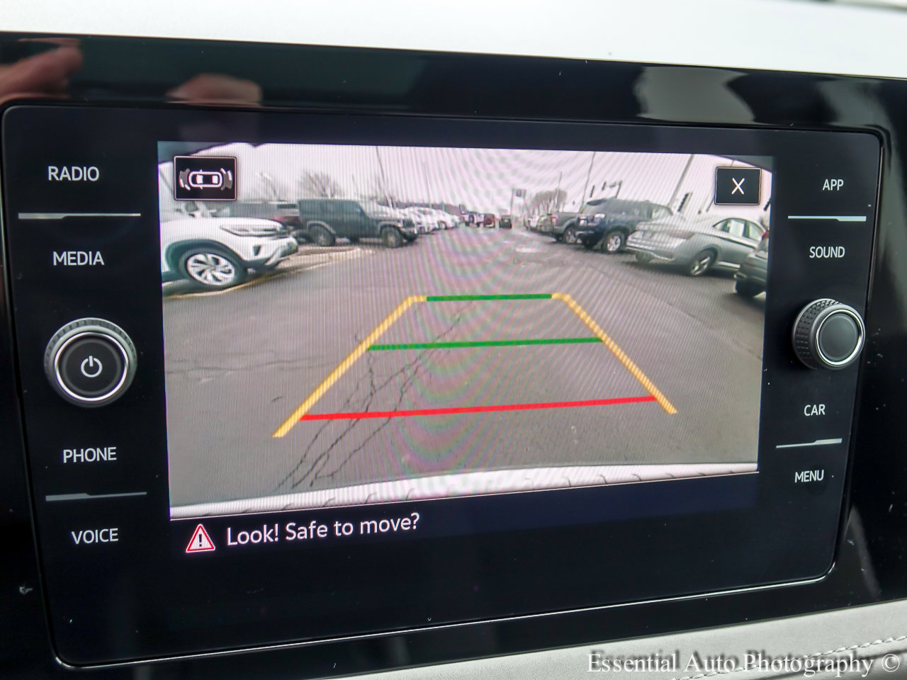 2025 VOLKSWAGEN TAOS - Image 14