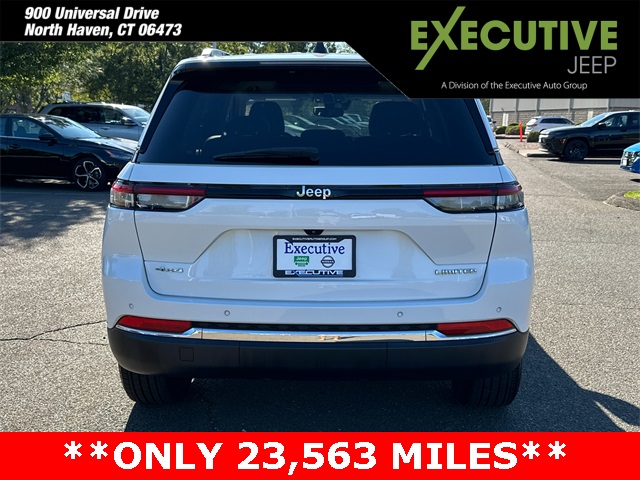 2022 Jeep Grand Cherokee Limited photo 3