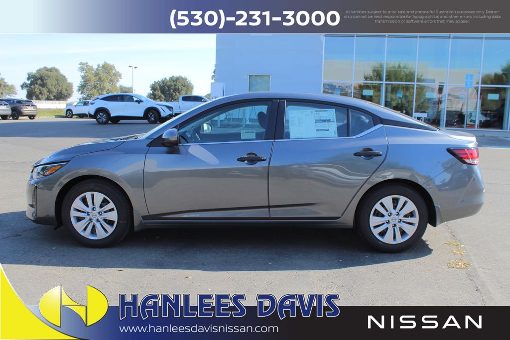 2025 Nissan Sentra S photo 8