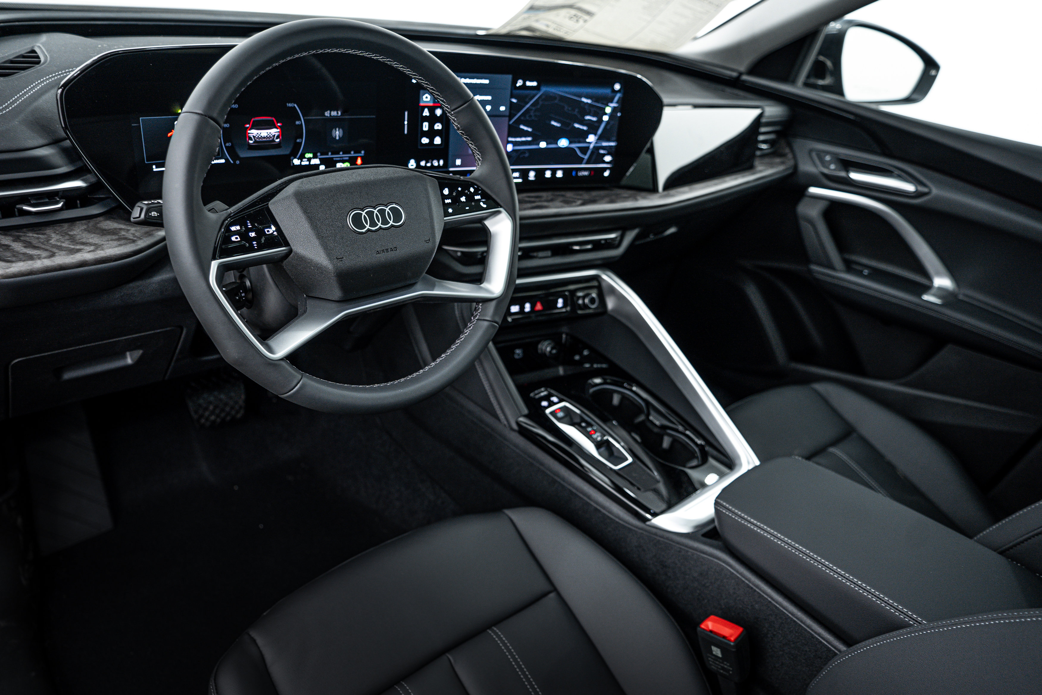 2025 Audi Q5 Premium photo 8