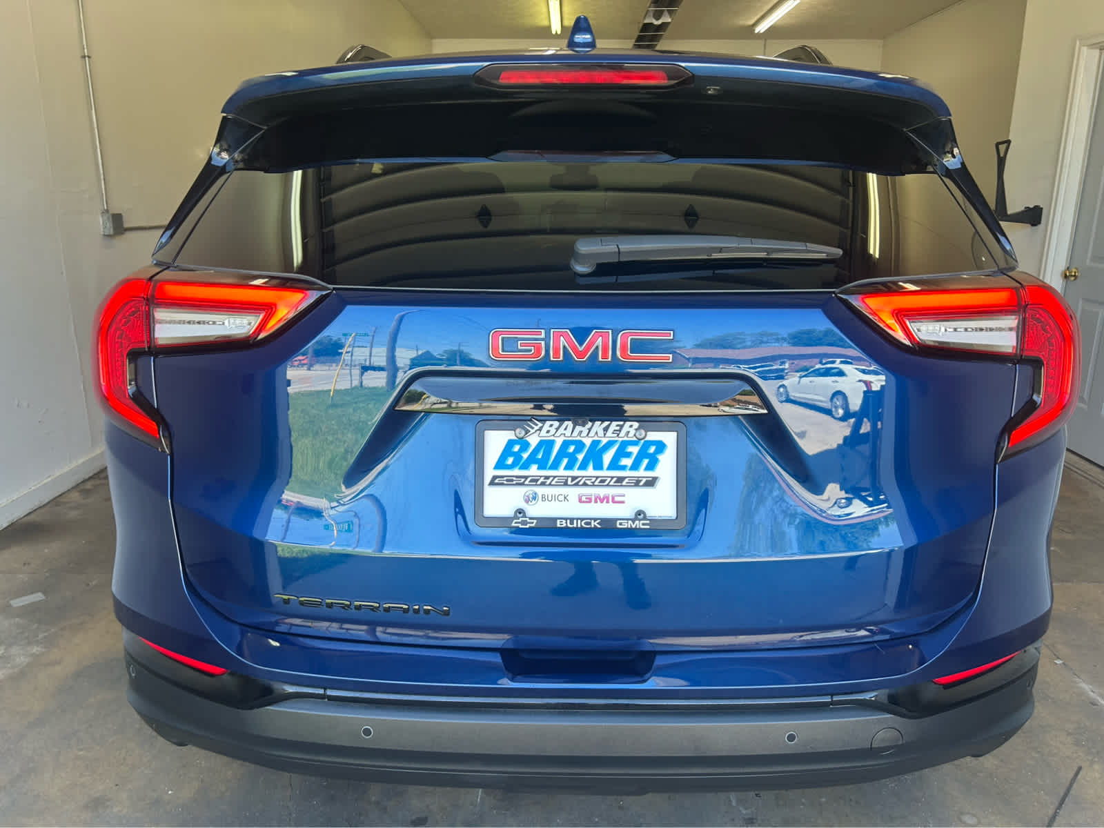 2022 Gmc Terrain SLE photo 3