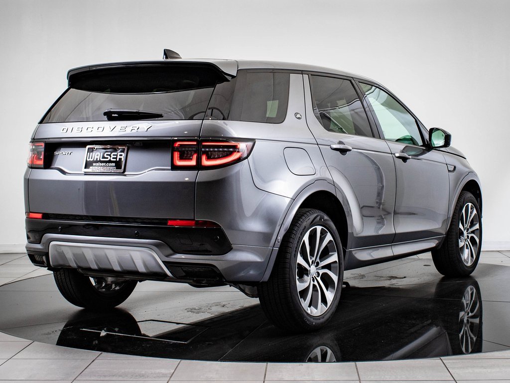 2025 Land Rover Discovery Sport S photo 10